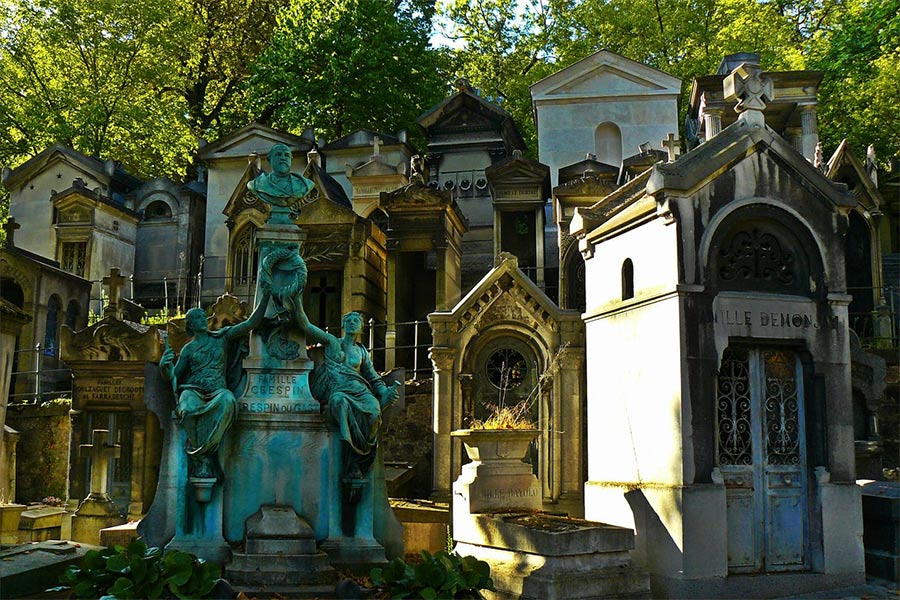 قبرستان پِرلاشز در پاریس