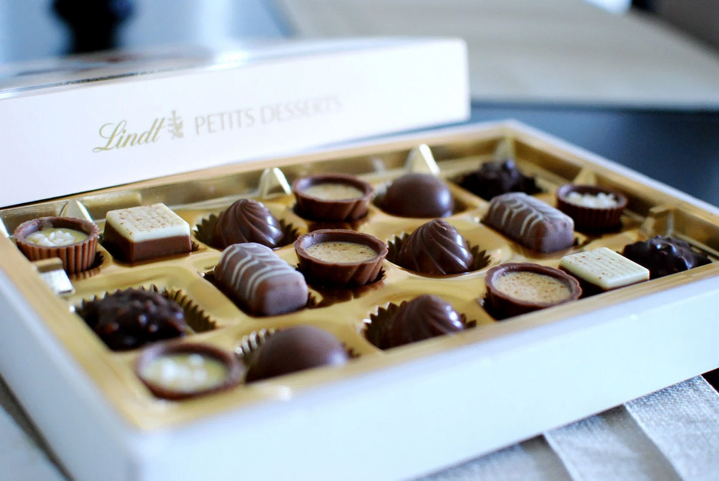 شکلات-سوئیسی