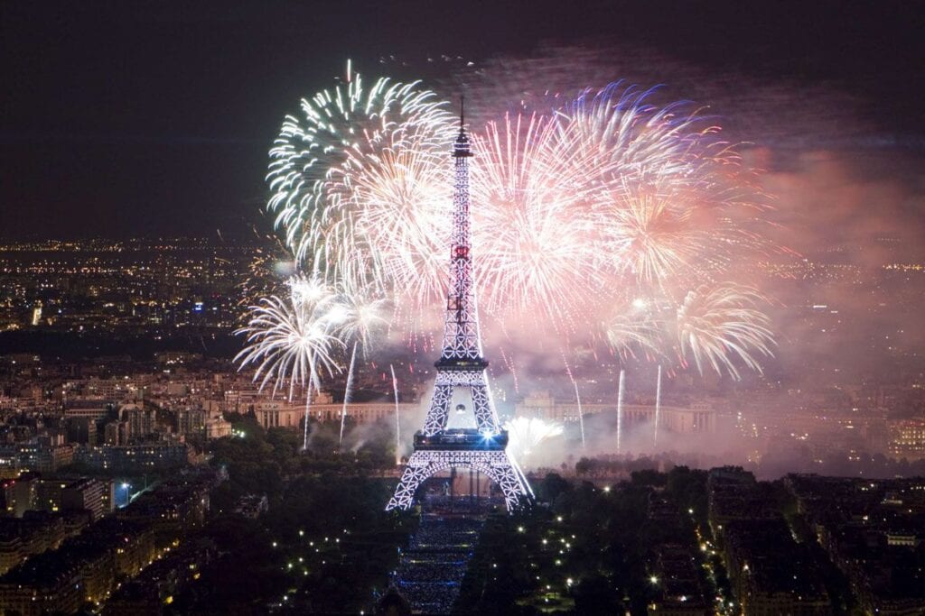 جشن‌ها و رویدادهای خاص پاریس | بهترین تفریحات سرگرم کننده در شهر پاریس