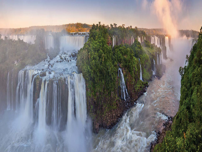 طبیعت فوق‌العاده برزیل؛ سمفونی از آبشارها و جنگل‌ها